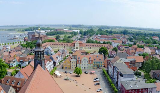 Blick auf das Zentrum von Barth vom Kirchturm