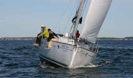 Bug Aussenaufnahme der Sun Odyssey 43 Baltic Sun in Flensburg