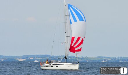 Steuerbord Aussenaufnahme der Bavaria cruiser 41 Sport "Ventus" (ehemals "Shag") in Heiligenhafen