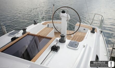 Cockpit Aussenaufnahme einer Hanse 325 in Heiligenhafen