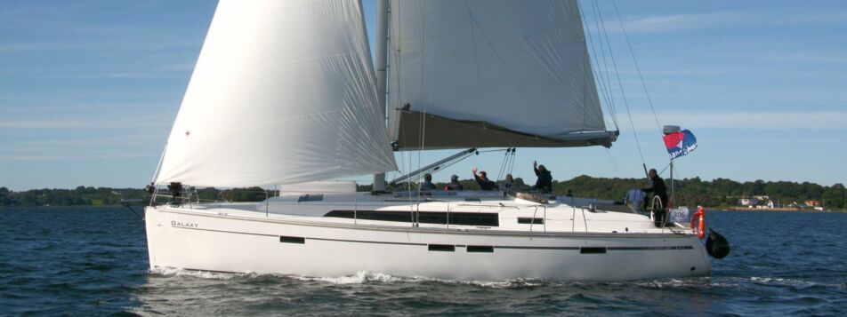 Steuerbord Aussenaufnahme der Bavaria cruiser 46 Galaxy in Flensburg