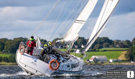 Heck Aussenaufnahme der Bavaria cruiser 41 Sport "Ventus" (ehemals "Shag") in Heiligenhafen